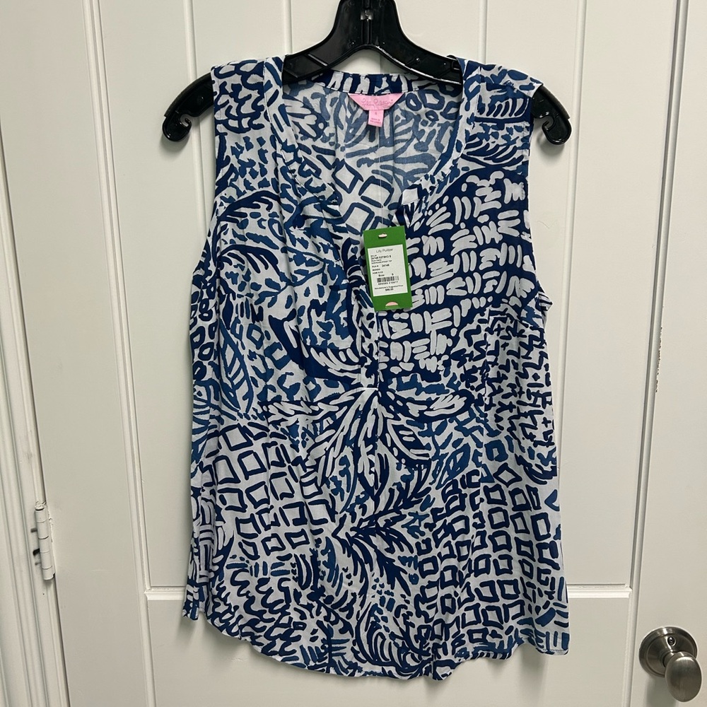 Lilly Pulitzer Navy & White Sleeveless Printed V-Neck Top